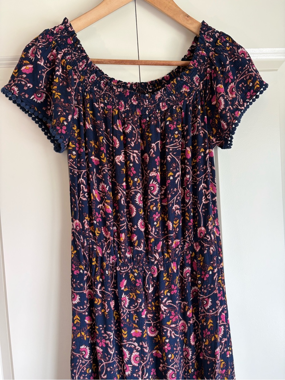 Old Navy Floral-Print Off-the-Shoulder Waist-Defined Maxi Dress size small - Picture 3 of 11